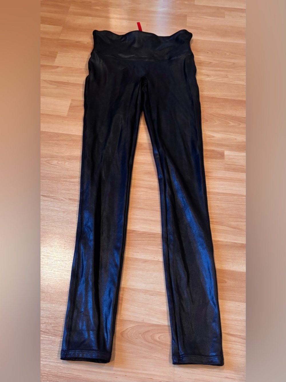 SPANX Black Leggings with Shine - Faux leather